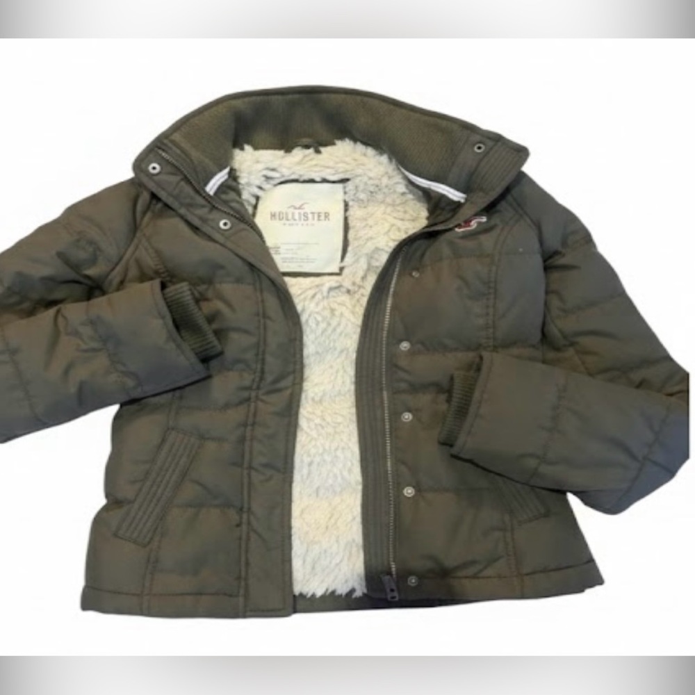 Hollister Green Puffer Jacket